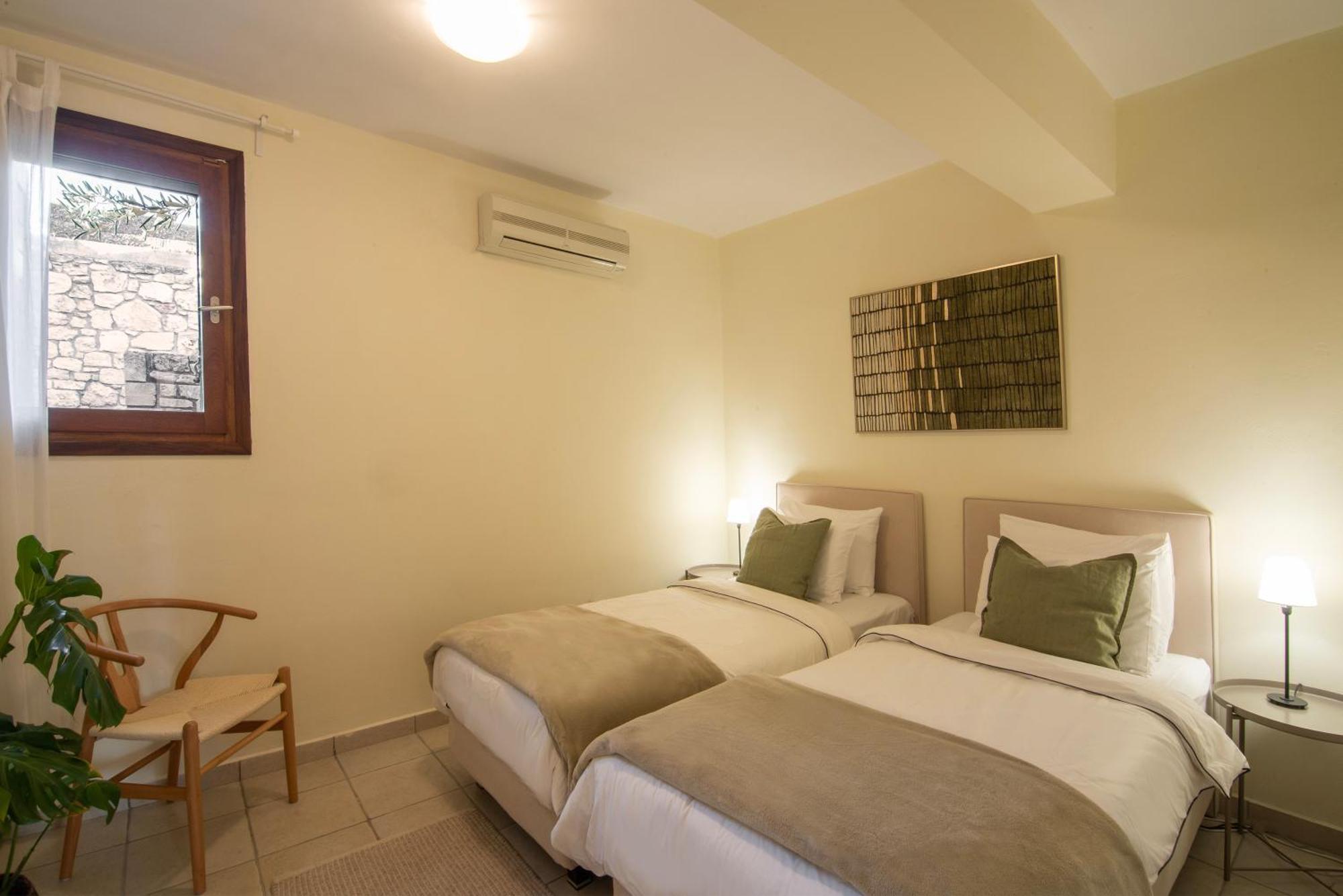 PYRGOS RALLI ESTATE Apartments&Suites Aegina Exterior foto