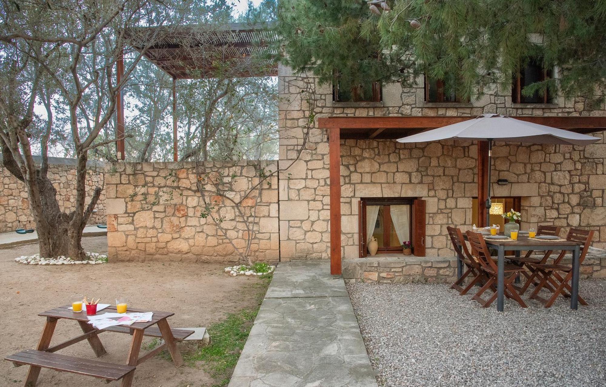 PYRGOS RALLI ESTATE Apartments&Suites Aegina Exterior foto